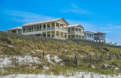 Seaside Casa | Buckeye On the Beach - 2288 E Co Hwy 30a by Dune Vacation Rentals