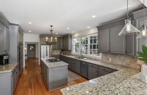 Tuxedo Park Casa | Buckhead Gallery house. An exclusive haven for discerning creatives.