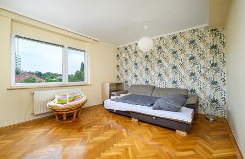 Krisztinavaros Apartamento | Buda Breeze 1BDR w AC by NW