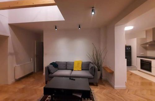 Ruzinov Casa | Buda-city house