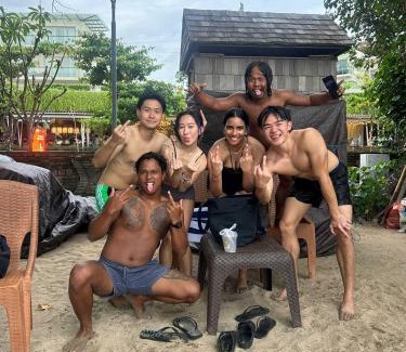 Downtown Kuta Otro | Budal surfing
