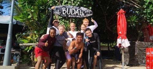 Downtown Kuta Otro | Budal surfing