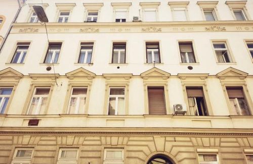 Ferencvaros Apartamento | Budapest Bliss Apartment