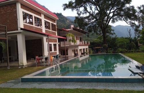 Timilimansingh Casa | Buddy Hikers stay Dehradoon
