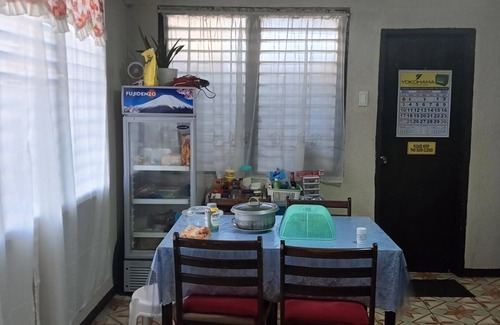 Lapu-Lapu Apartamento | Budget bedroom in Lapu-Lapu City with fan, WiFi