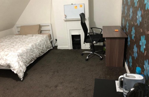 River Casa | Budget Double Bedroom