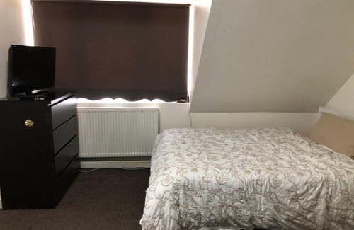 River Casa | Budget Double Bedroom