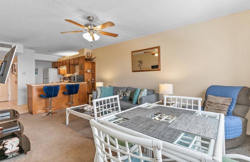 South Padre Island Condominio | Budget Friendly Resort District Condo Near Water Park - Great Views