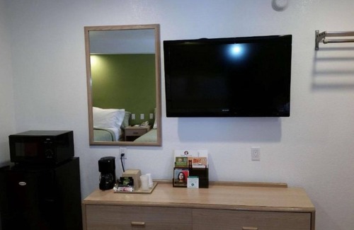 Cathedral Hill Casa | Budget-friendly accommodations in San Francisco!!