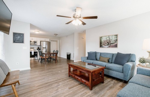 Parker Casa | Budget home for large families in West GVL
