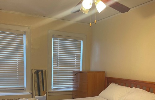 New Rochelle Apartamento | Budget Smart, Tranquil, stylish & practical furnished apartment away from home