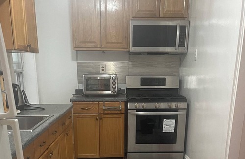 New Rochelle Apartamento | Budget Smart, Tranquil, stylish & practical furnished apartment away from home