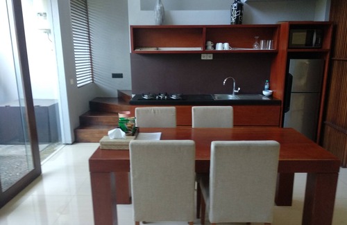 Batu Bolong Villa | Villa Buduk de 2 dormitorios con piscina privada, a solo 5 minutos en coche de Echo Beach