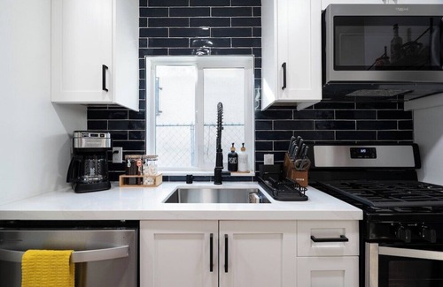 Logan Heights Casa | * Bueno Bueno Casita * / 7 min to Downtown / 4 Bdr