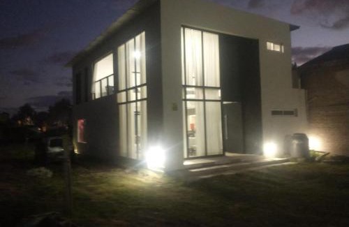 La Union Apartamento | Buenos Aires de Ezeiza Duplex- Piscinas- Playroom- Sauna