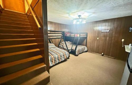 Williamson Casa | Buffalo Playhouse with game room