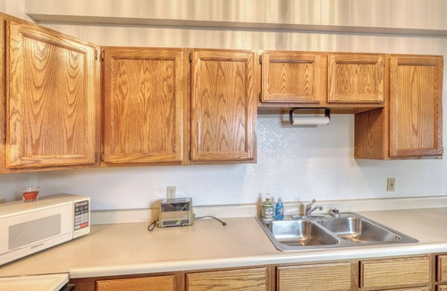 Deadwood Casa | Buffalo Thunder Lodge | 7 Bed, 5 Bath