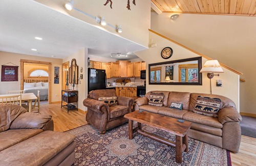Fall River Estates Condominio | Bugle Pointe A04 ( NO HT)