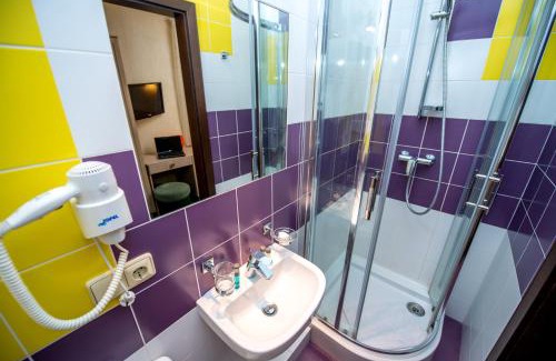 Vinnichki Hotel | Buhta Vikingiv