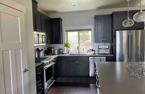 South Hills Casa | Built in 2021: Custom Designed Modern Luxury