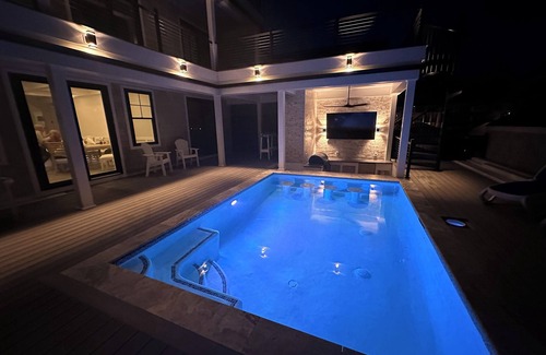 Fenwick Island Casa | BUILT in 2024-Canal Front, Pool, Swim Up & Covered Bar