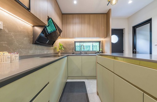 Klang Casa | Bukit Tinggi City Centre @ Modern Entire Homestay with Oudoor Mini Cafe 11+1pax