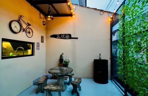 Klang Casa | Bukit Tinggi City Centre @ Modern Entire Homestay with Oudoor Mini Cafe 11+1pax