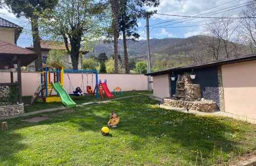 Arandelovac Apartamento | Bukuljska svežina 1