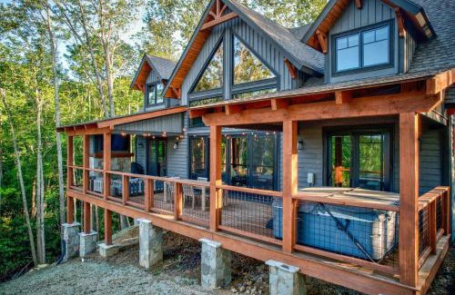 Beech Mountain Casa | Bull & Bear at Eagles Nest