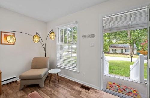 Durham Casa | Bull City Bungalow Walk to Ninth St Near Duke