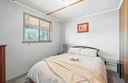 Miena Casa | Bull Tavern Cabin Cozy Lakeside Escape in Miena Tasmania