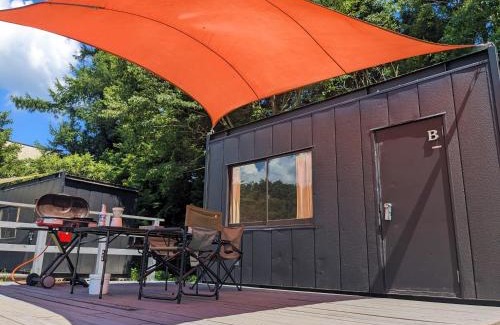 Fujikawaguchiko Casa | BULLsキャンプ 富士の麓 自然に囲まれたペットと泊まれるゲストハウス Guesthouse with pets at the foot of World Heritage Mt Fuji