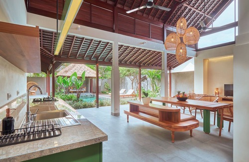 Umalas Villa | Bumbak Jasmine by Fantasia Villas