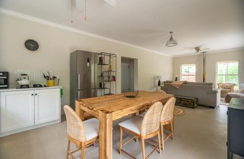 Riebeek Kasteel Casa | Bumblebee Cottage