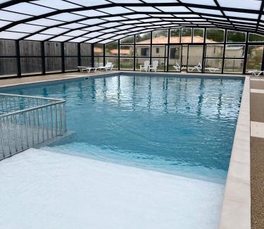Saubrigues Chalet De Esquí | Bungalow à quinze minutes des plages