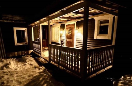 Ostavall Casa | Bungalow Östavall Skogsvägen 20 med stora ytor