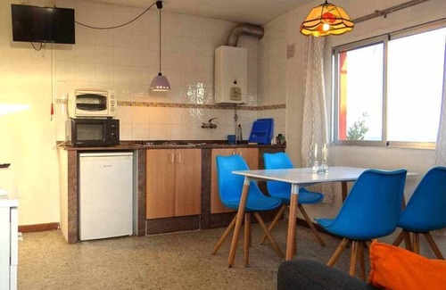 Larino Alquiler De RV | Bungalow 2 para 4 personas