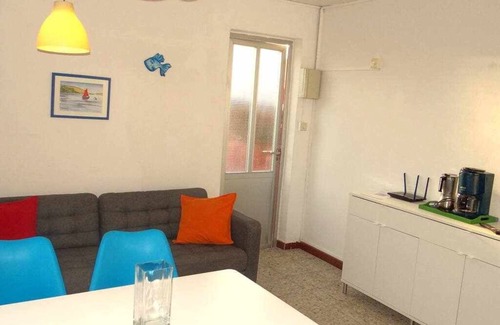 Larino Alquiler De RV | Bungalow 2 para 4 personas