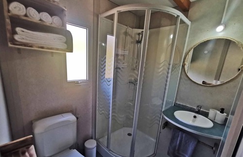 Carballo Alquiler De RV | Bungalow As Nevedas 2 (4 pax)