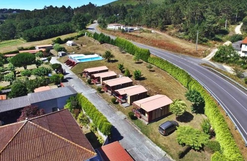 Carballo Alquiler De RV | Ref. 10016 Cabaña con piscina en la zona de Razo