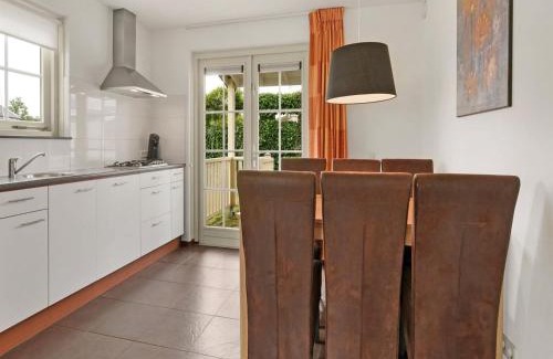Municipality of Nissewaard Casa | Bungalow by Water near Rotterdam