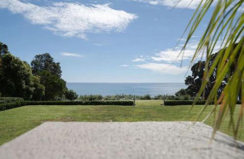 Pitone Casa | Bungalow Coastal Retreat and Terrace Studios
