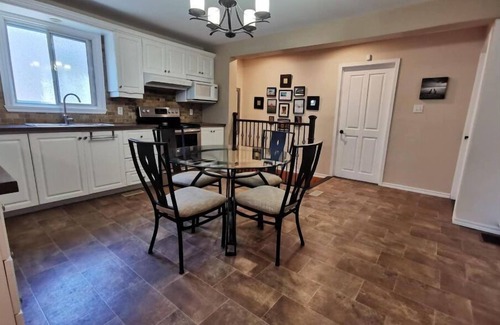 Longueuil Casa | Bungalow de caractère proche Montréal et commerces