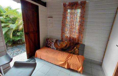 Baie-Mahault Casa | Bungalow Dumonter