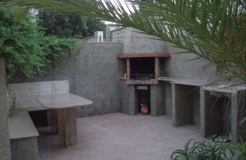 El Moncayo Apartamento | Bungalow para 4-5 personas a 50 m de la playa de arena.