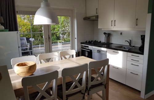 De Cocksdorp Casa | Bungalow para 6 personas con 2 baños, wifi gratuito, junto a las dunas y la playa.