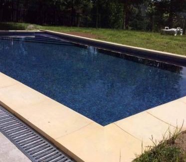 Rio Caldo Otro | Bungalow Gerês - Pichoses Camping