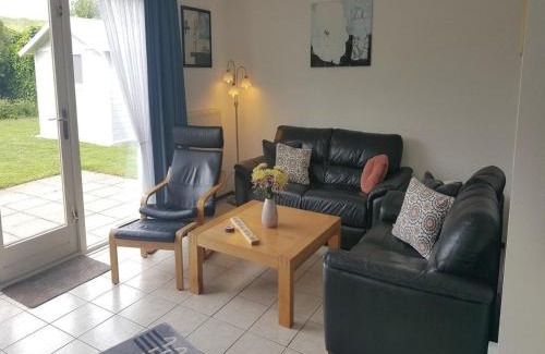 Breskens Casa | Bungalow in Breskens near Beach and Sea
