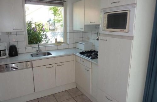 Breskens Casa | Bungalow in Breskens near Beach & Lighthouse