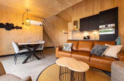 Eksel Casa | Bungalow en Eksel junto a parque sin coches